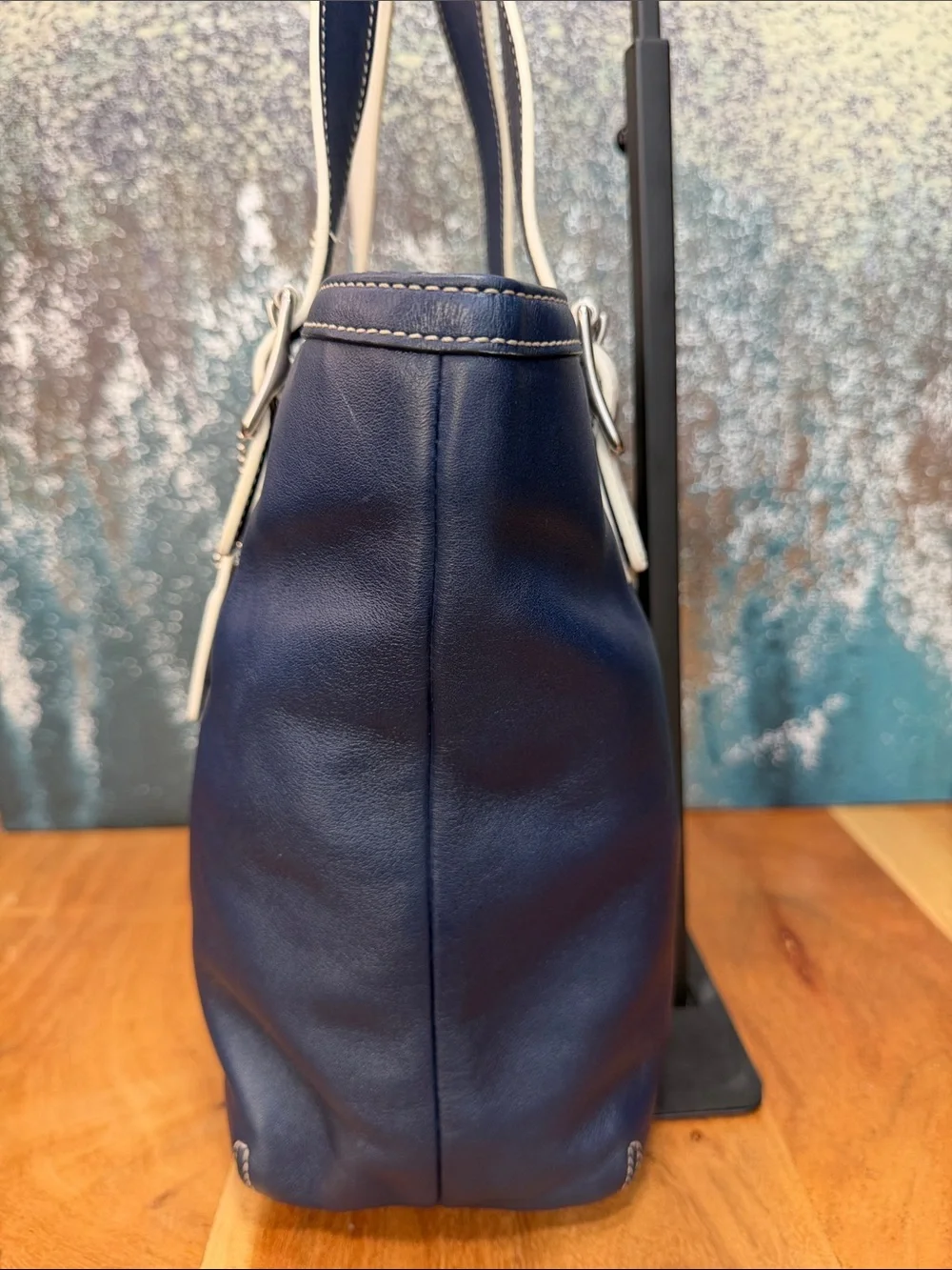 Coach Vintage 2005 Coastal Hampton Leather Tote Navy/White‎ Satchel (VGUC)